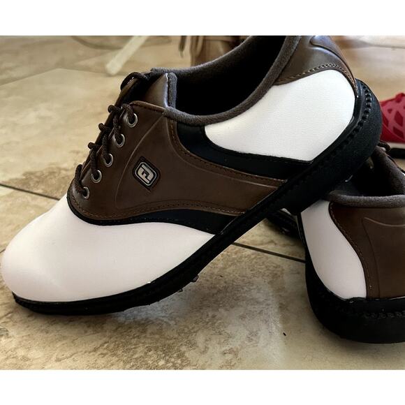 NWOB FootJoy FJ Originals Saddle White Brown Golf Shoes Mens Sz 7 main image 4